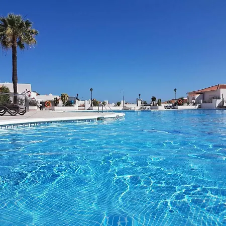Playa Del Duque In 1st Sea Line Directly On The Beach, Heated Pool, Wifi, Balcony Apartman